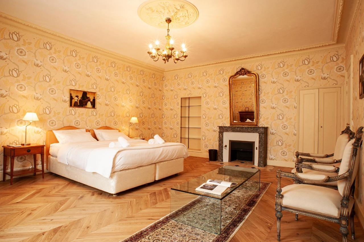 Отель Les Cordeliers Сарла-ла-Канеда Экстерьер фото